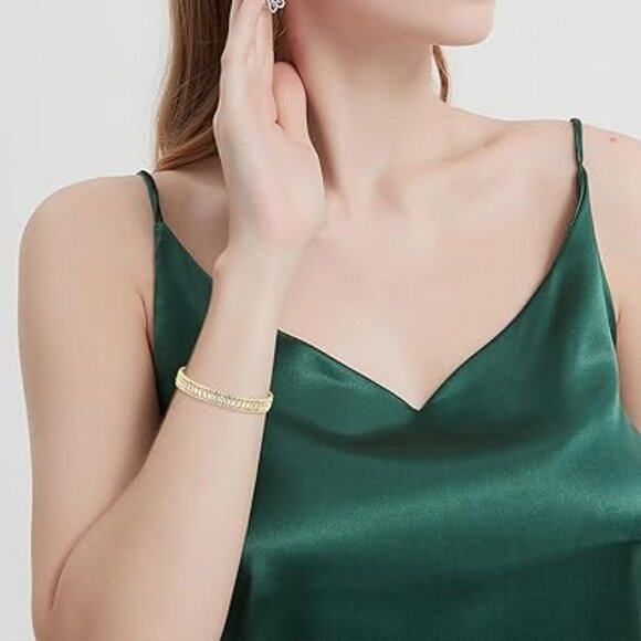 Neiman Marcus 18k Gold Plated Square Luxury Sparkly CZ Cuff Bracelet - Picture 4 of 4